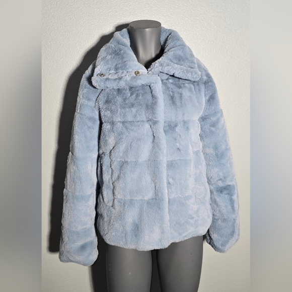 NVLT Size Small Women’s Faux Fur Puffer Coat Blue Mist New with Tags Very Soft - Picture 1 of 4